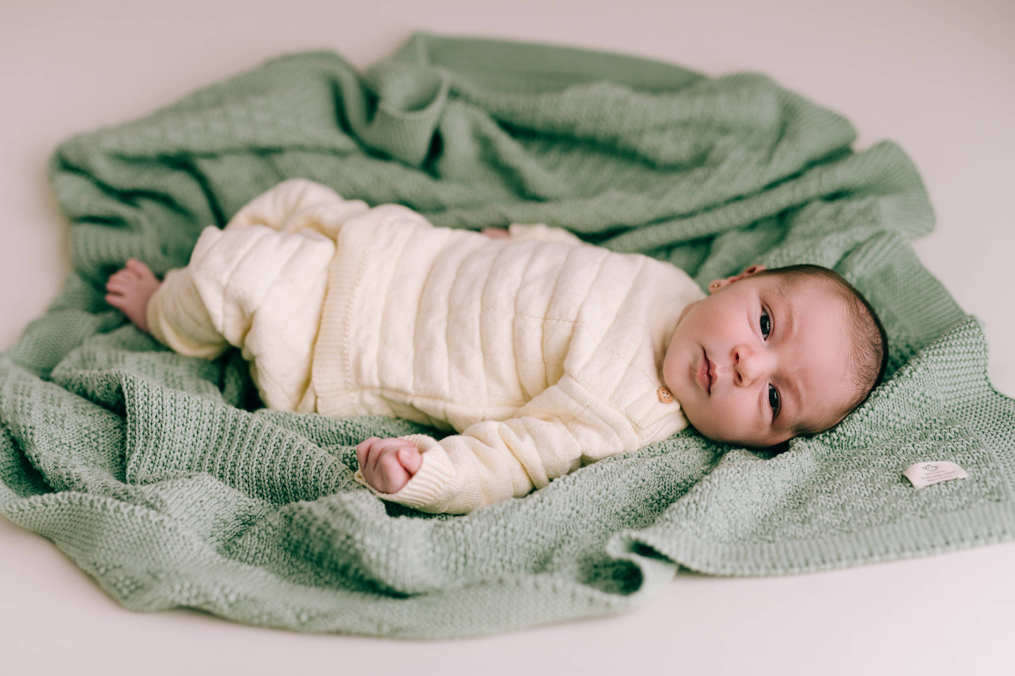 Mint diamond blanket