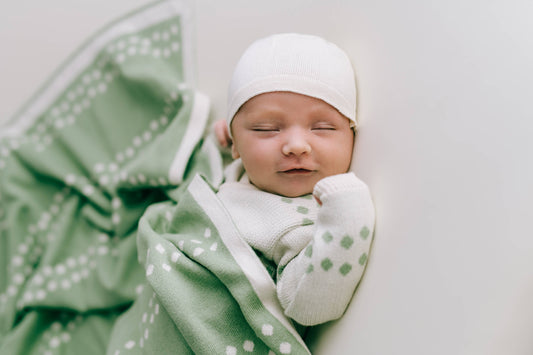 Dots mint blanket